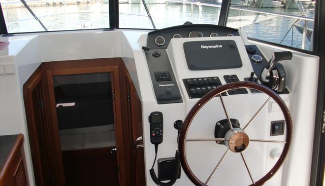 noname yacht for sale 2