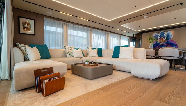 FAMILY SPIRIT yacht for sale 30