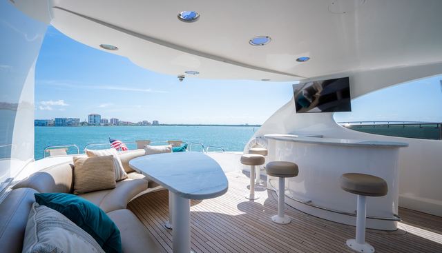 Serendipity yacht for sale 37