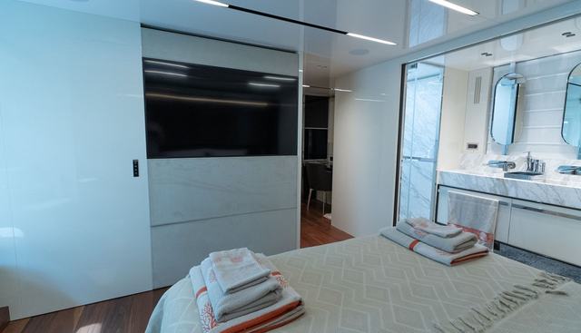 ARKTUR yacht for sale 18