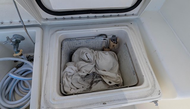 Mas Fina yacht for sale 32