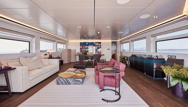 ONE ZERO yacht for sale 32