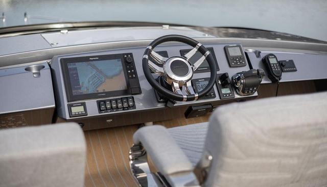 Galeon 510 SKY yacht for sale 38