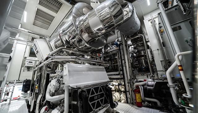 Regina D'italia yacht for sale 32
