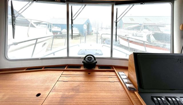 noname yacht for sale 27