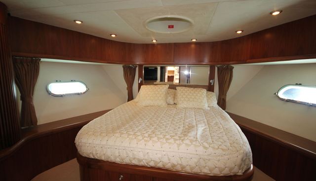 B2IN yacht for sale 33