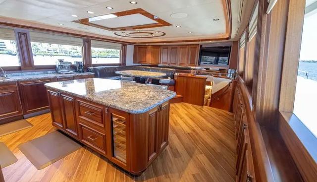 Seahawk yacht for sale 82