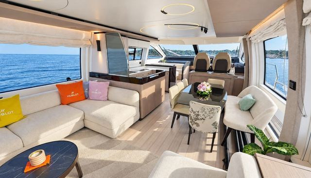 BELLA KATRIN - AZIMUT 72 yacht for sale 8