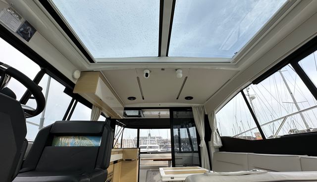 Sea A Moor yacht for sale 34
