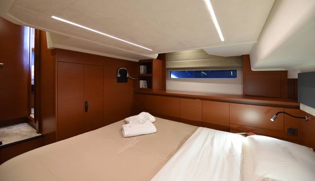 noname yacht for sale 32