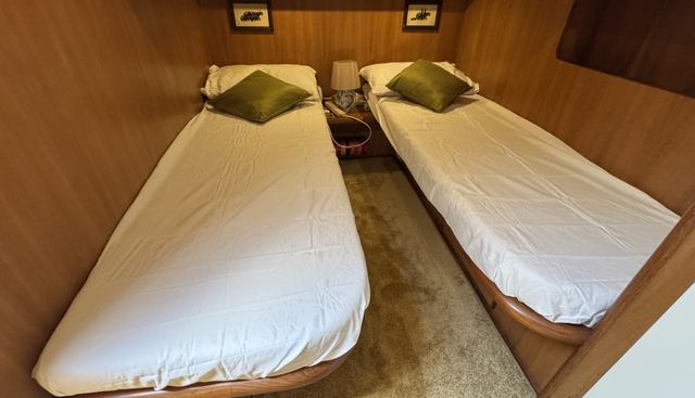 Top Toy yacht for sale 35