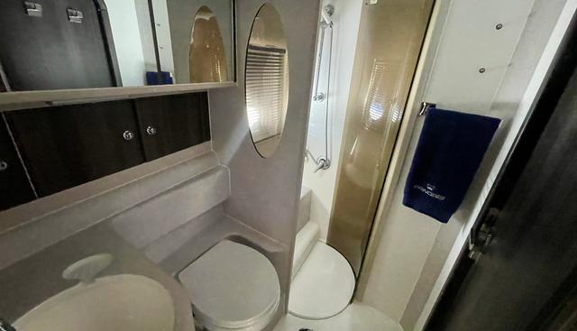 Bermuda Blue yacht for sale 25