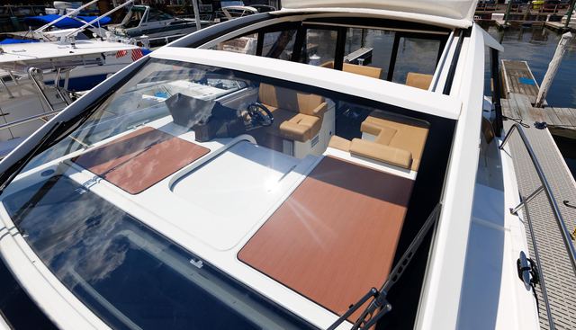 Major Adjustment yacht for sale 5
