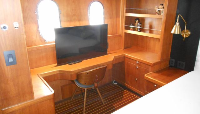 Suspense yacht for sale 43