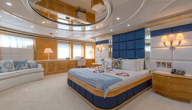 LADY AZUL yacht for sale 15