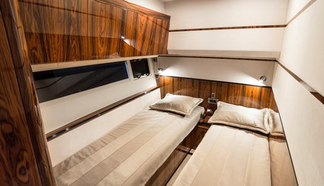 Galeon 550 yacht for sale 18