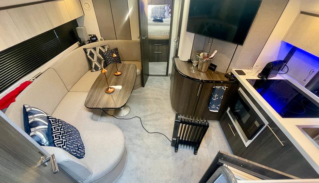 Bermuda Blue yacht for sale 15