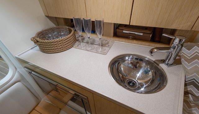 noname yacht for sale 19