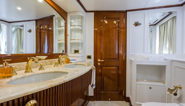 Stella Fiera yacht for sale 38