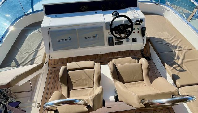 noname yacht for sale 34