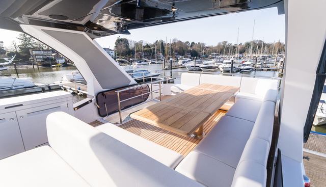 3102668 yacht for sale 9