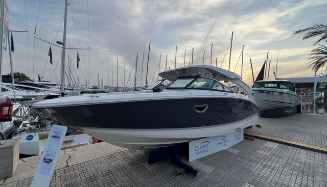 LS6 yacht for sale 24