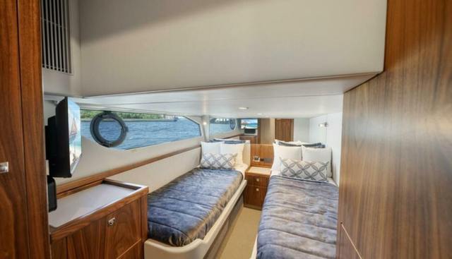 noname yacht for sale 30