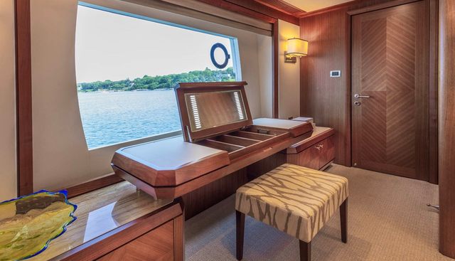 WRECKLESS yacht for sale 18