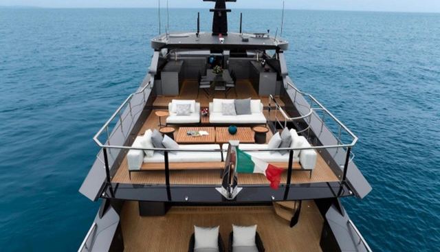 Unplugged yacht for sale 38