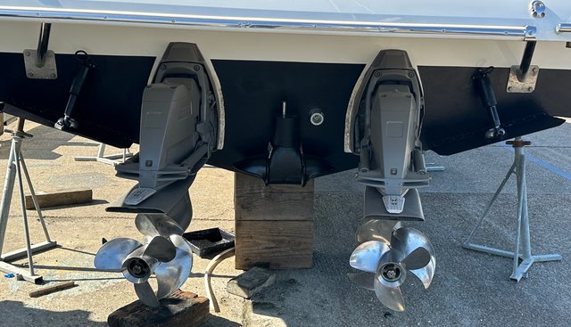Happy Hour yacht for sale 35