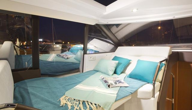 Bee's Knees yacht for sale 9