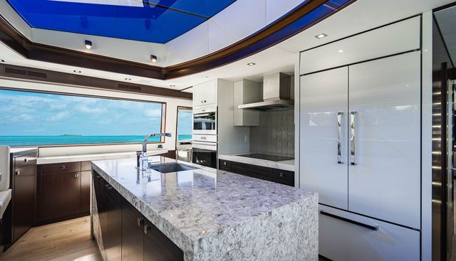 SURPLUS LINES yacht for sale 14