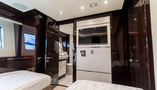 KING POWER yacht for sale 54