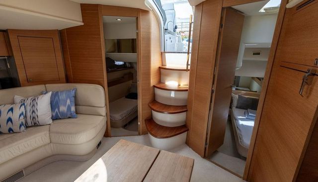 Elle yacht for sale 34