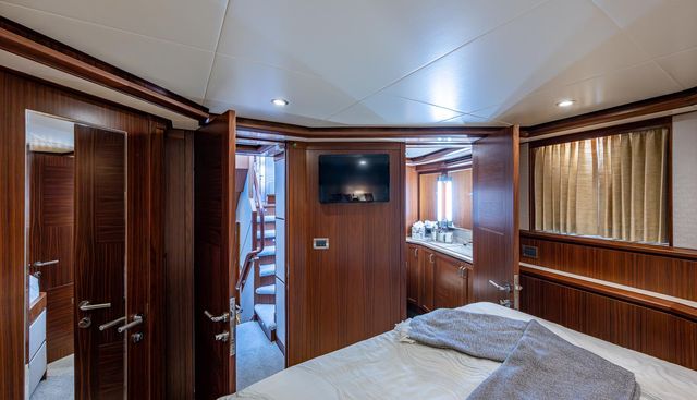 UNCORKED yacht for sale 39