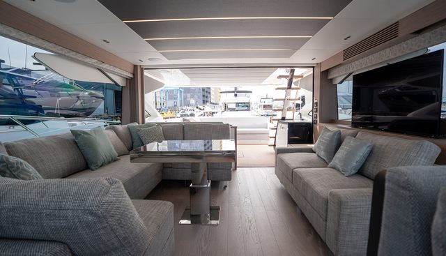 1282475 yacht for sale 18