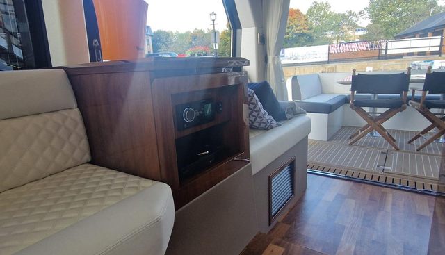 ALOUISE yacht for sale 27