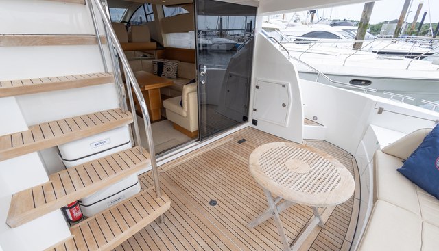 noname yacht for sale 37