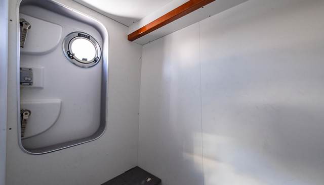 Amber Roots yacht for sale 39