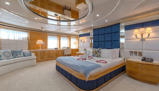 LADY AZUL yacht for sale 20