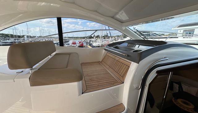 Volantis yacht for sale 10