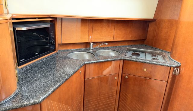 noname yacht for sale 14