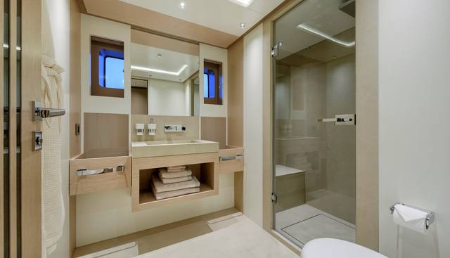 Noa I yacht for sale 33