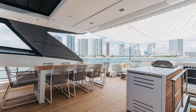 CHAMELEON yacht for sale 68