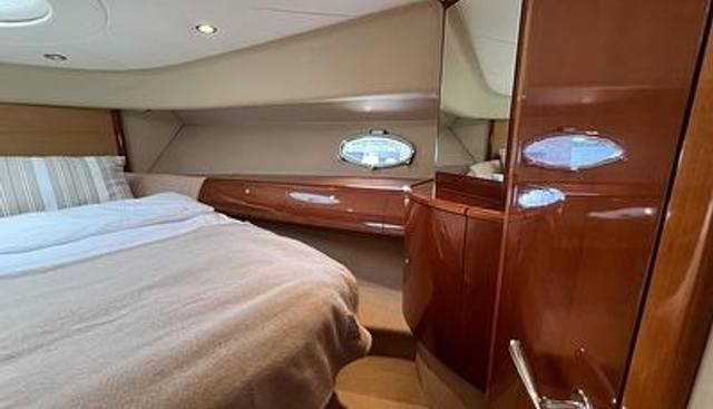 Flinga yacht for sale 19