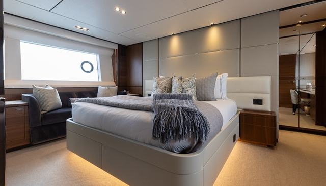 Lady Luckey yacht for sale 9