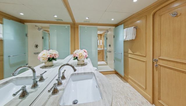 Savoir-faire yacht for sale 29