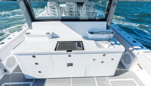 BELLA BROKA yacht for sale 23