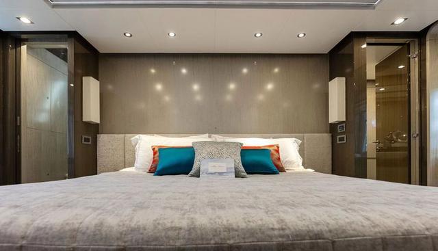 Satisfaction yacht for sale 53