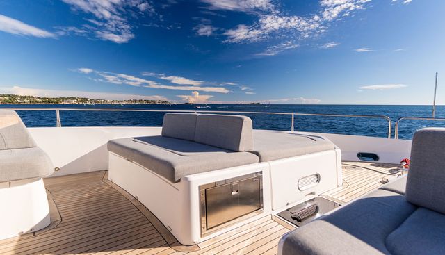 BELLA GEE yacht for sale 15